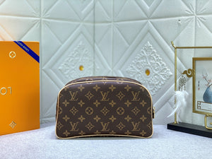 The Prestige XL Pouch