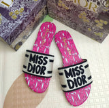 D Slipper
