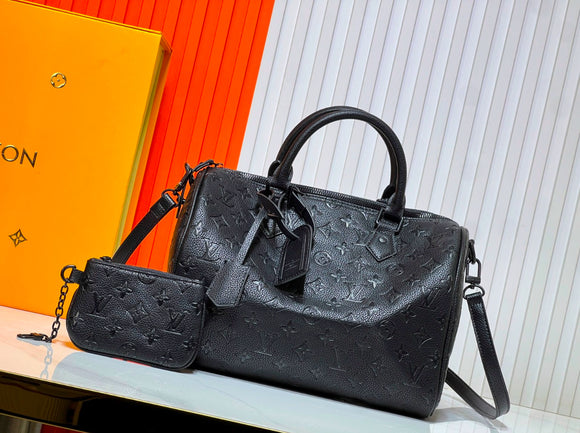 The Noir Icon Speedy