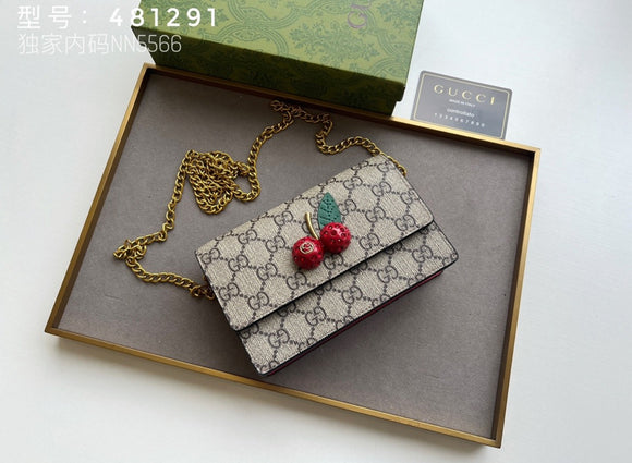 The Cherry Luxe Mini