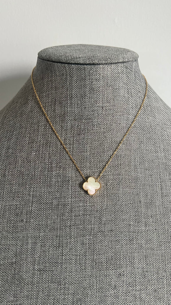 White clover Necklace