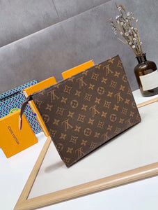 The Luxe Arm Candy
