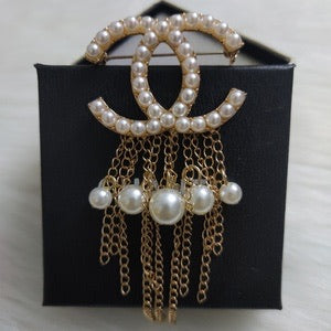 Pearl Tassel Gold Brooch